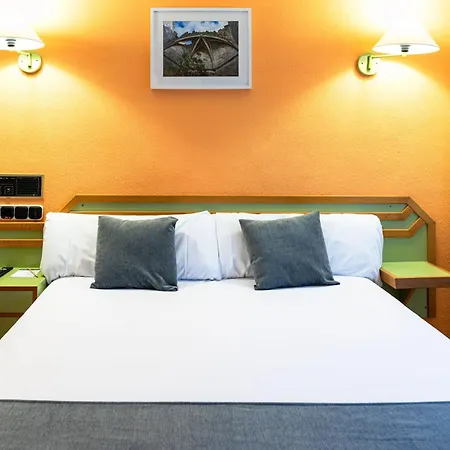 Hotel Alda Guijuelo Exterior photo